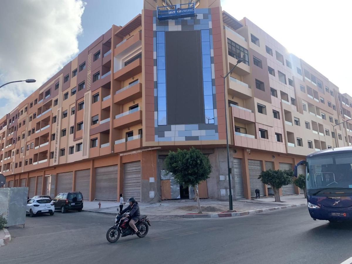 Nour 5 Marrakech Centre Gueliz Avec Piscine Appartamento *